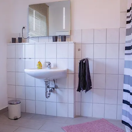 شقة Ferienwohnungen Glowe *